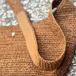 Helen Kaminski Australia Raffia Crochet Shoulder Bag Tan Brown Leather Strap